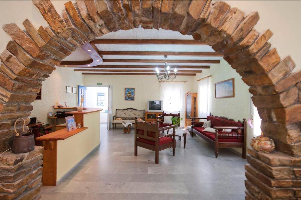 Agnadi Hotel Agia Anna  Ngoại thất bức ảnh