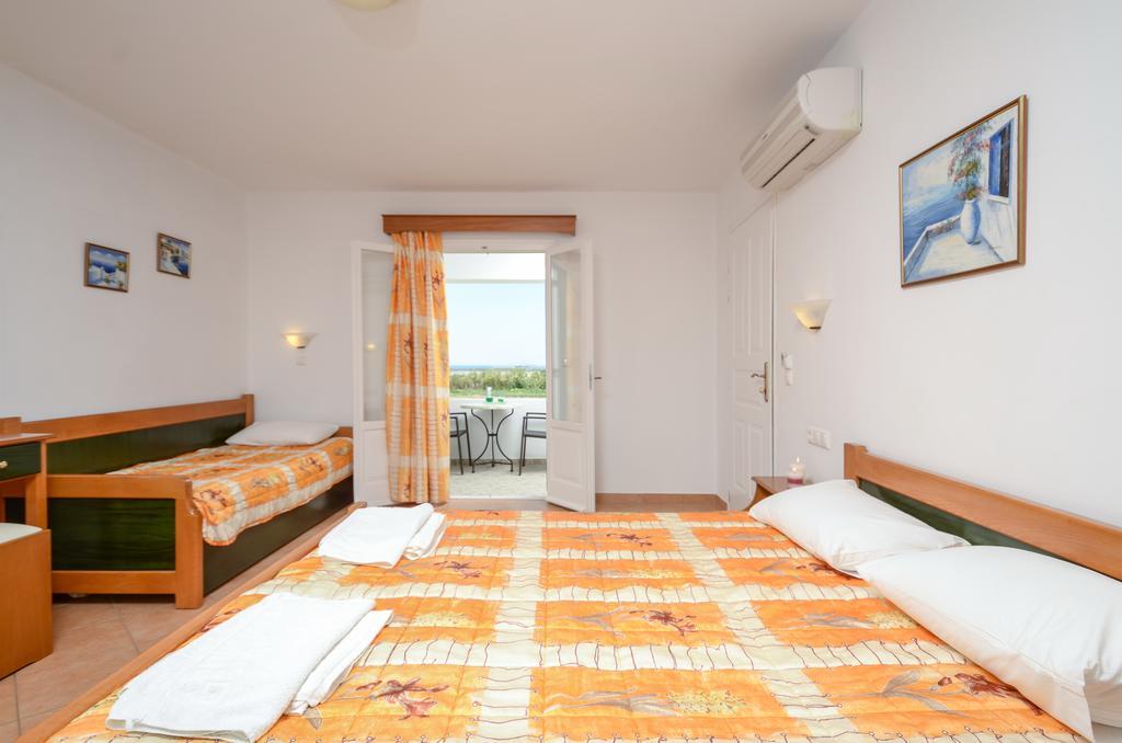 Agnadi Hotel Agia Anna  Ngoại thất bức ảnh