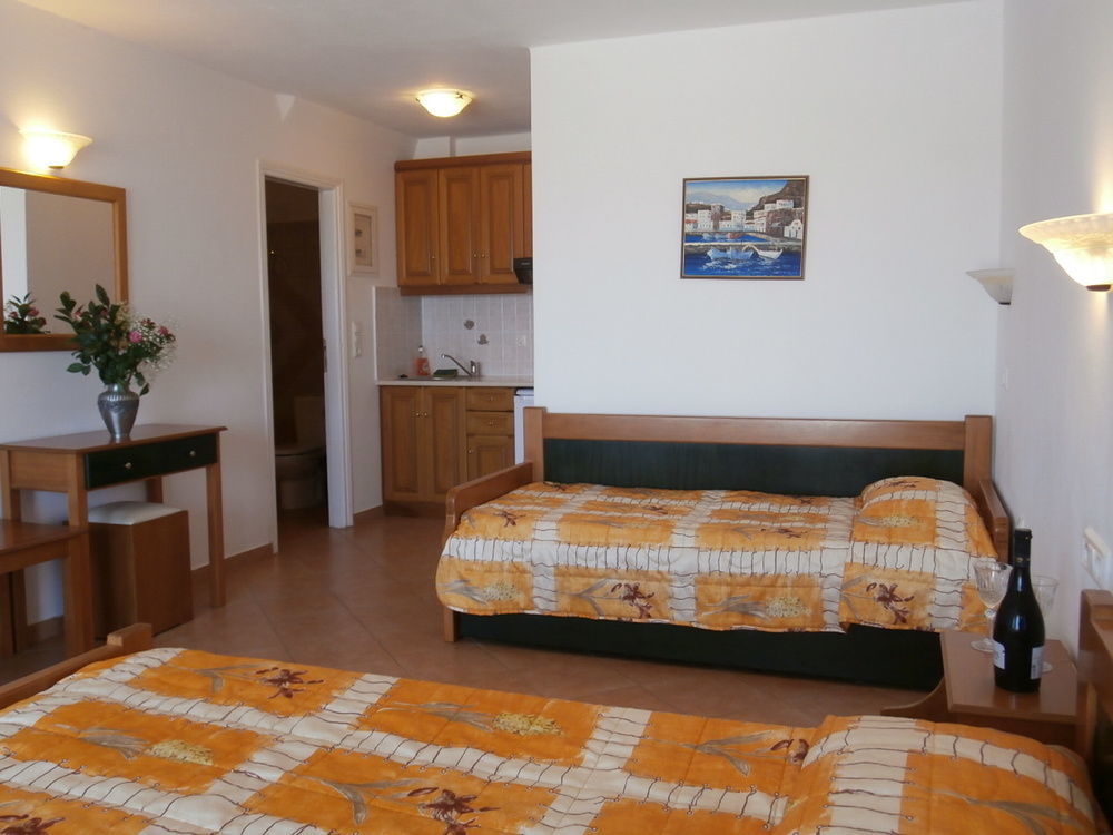 Agnadi Hotel Agia Anna  Ngoại thất bức ảnh
